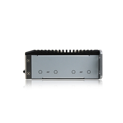 J6412 3 LAN 2 Com Ingebedde Industriële Computer Fanless voor Industriële Controles
